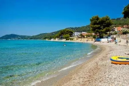 Aparthotel Skioni Halkia 3*