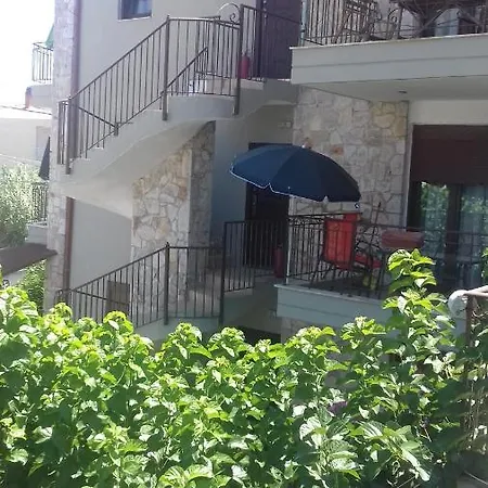 Skioni Halkia 3*